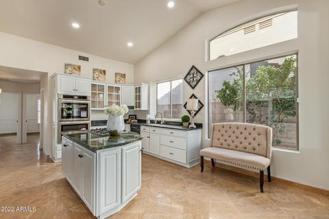 26237 N 46th Pl, Phoenix, AZ 85050 photo 9