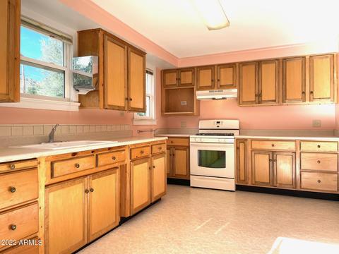 522 Ruppe Ave, Bisbee, AZ 85603 photo 17