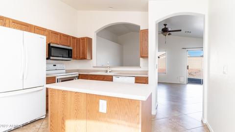 1256 W 18th Ave, Apache Junction, AZ 85120 photo 4