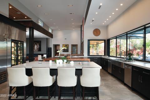 4621 E Camelback Rd, Phoenix, AZ 85018 photo 8