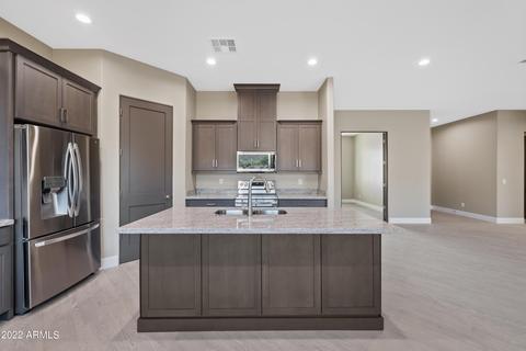 1808 E Shawna Ct, Phoenix, AZ 85086 photo 7