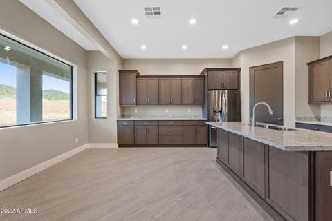 1808 E Shawna Ct, Phoenix, AZ 85086 photo 9