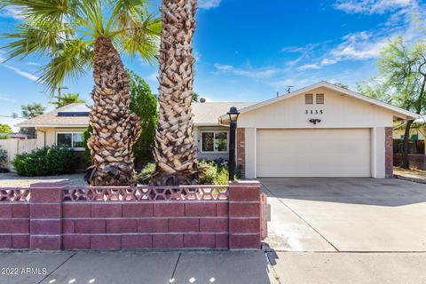 3135 E Larkspur Dr, Phoenix, AZ 85032 photo 1