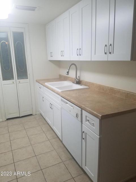 1026 E Redfield Rd, Tempe, AZ 85283 photo 3
