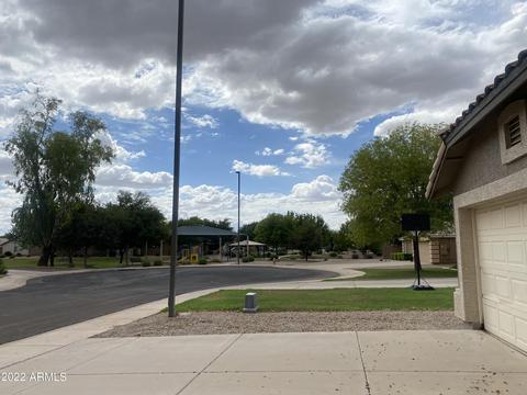 2974 E Pony Ct, Gilbert, AZ 85295 photo 4