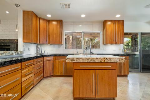 2318 E Sierra St, Phoenix, AZ 85028 photo 8