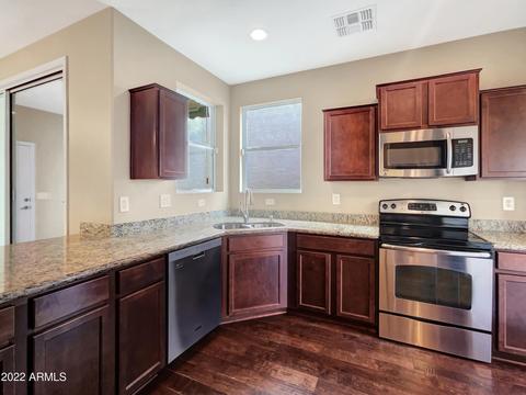 3920 E Leslie Dr, Gilbert, AZ 85296 photo 4