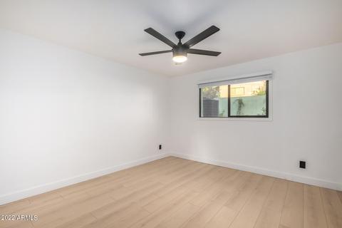 429 E Greenway Dr, Tempe, AZ 85282 photo 14