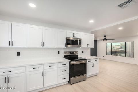 429 E Greenway Dr, Tempe, AZ 85282 photo 5