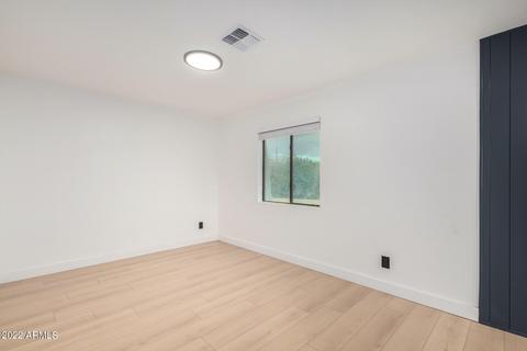 429 E Greenway Dr, Tempe, AZ 85282 photo 9