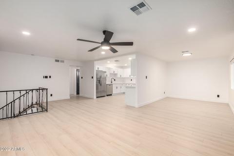429 E Greenway Dr, Tempe, AZ 85282 photo 12
