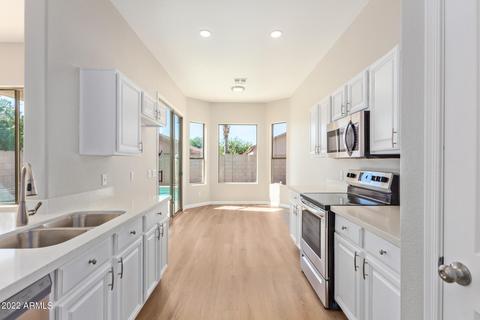 4232 E Tether Trl, Phoenix, AZ 85050 photo 7
