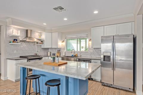 4009 E Avalon Dr, Phoenix, AZ 85018 photo 8