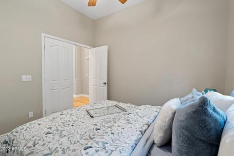 4368 E Lariat Ln, Phoenix, AZ 85050 photo 32