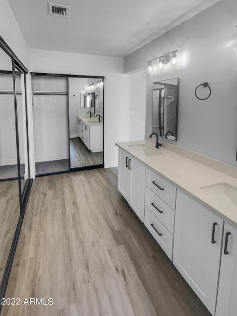 4032 E Taro Ln, Phoenix, AZ 85050 photo 11