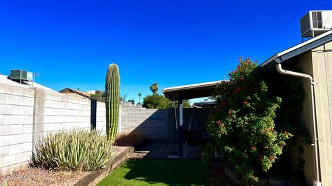 1902 E Sandra Ter, Phoenix, AZ 85022 photo 12