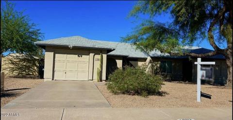1902 E Sandra Ter, Phoenix, AZ 85022 photo 1