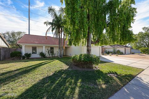 1303 E Rosemonte Dr, Phoenix, AZ 85024