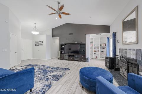 1303 E Rosemonte Dr, Phoenix, AZ 85024 photo 2