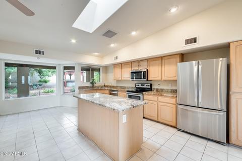1629 Echo Ln, Phoenix, AZ 85020 photo 13