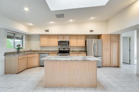 1629 Echo Ln, Phoenix, AZ 85020 photo 14