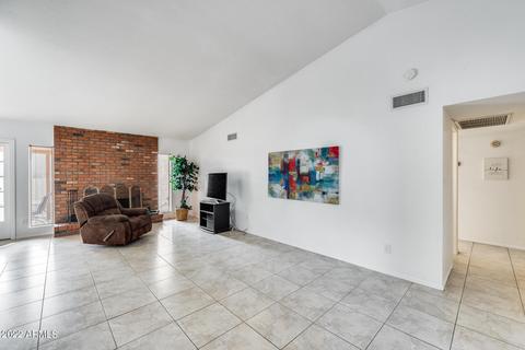 2339 E Yucca St, Phoenix, AZ 85028 photo 9