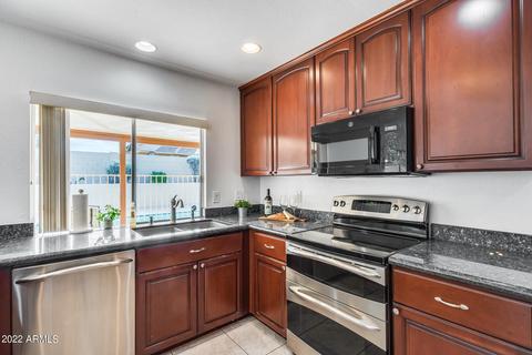 2339 E Yucca St, Phoenix, AZ 85028 photo 6