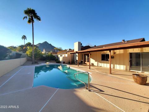 2339 E Yucca St, Phoenix, AZ 85028 photo 1