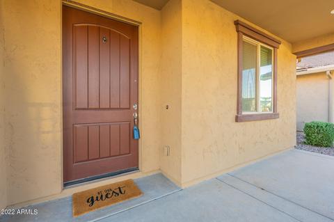3867 E Welton Ln, Gilbert, AZ 85295 photo 4