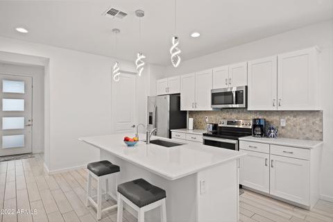 757 E Betsy Ln, Gilbert, AZ 85296 photo 6