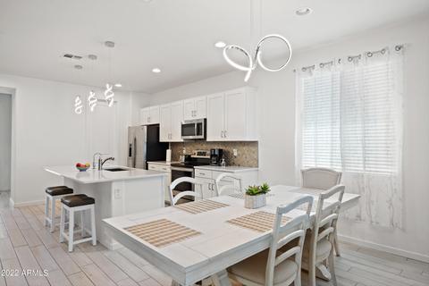 757 E Betsy Ln, Gilbert, AZ 85296 photo 9