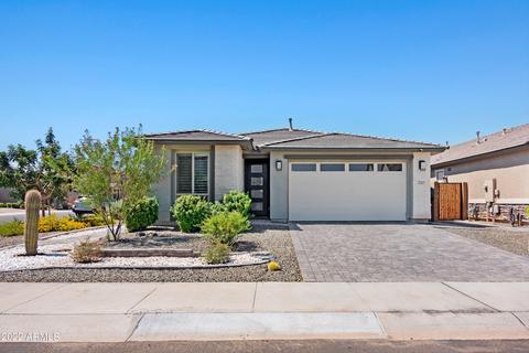 757 E Betsy Ln, Gilbert, AZ 85296 photo 1