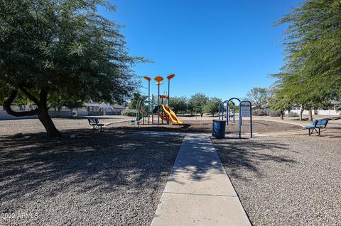 749 E Sack Dr, Phoenix, AZ 85024 photo 13
