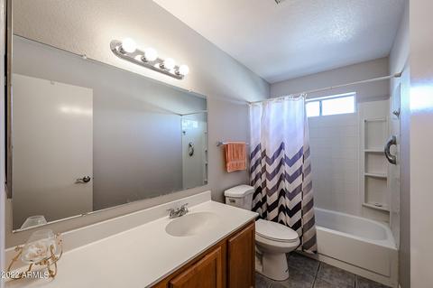 749 E Sack Dr, Phoenix, AZ 85024 photo 9