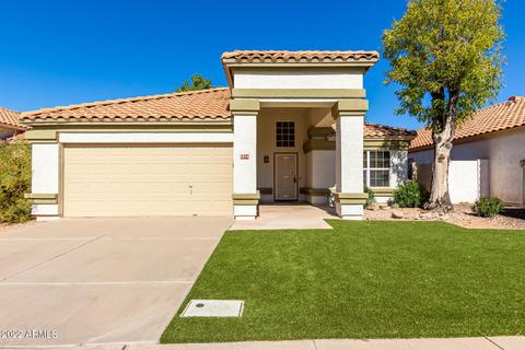 2314 E Lakecrest Dr, Gilbert, AZ 85234 photo 1