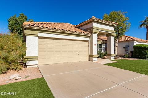 2314 E Lakecrest Dr, Gilbert, AZ 85234 photo 2