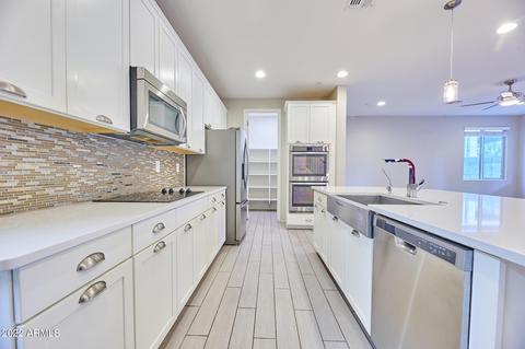 4635 E Beck Ln, Phoenix, AZ 85032 photo 3