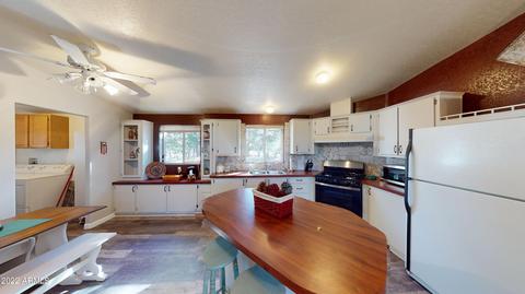 2179 Rainbow Trl, Overgaard, AZ 85933 photo 6