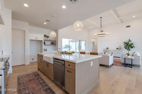 2137 N 76th Pl, Mesa, AZ 85207 photo 9