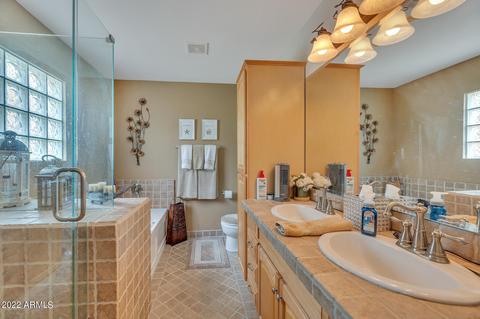 4612 E Cheyenne Dr, Phoenix, AZ 85044 photo 9