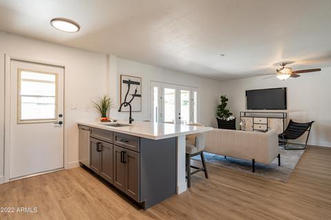1263 E Campus Dr, Tempe, AZ 85282 photo 10