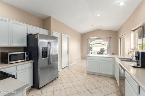 2615 E Gary Way, Phoenix, AZ 85042 photo 8