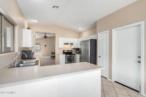 2615 E Gary Way, Phoenix, AZ 85042 photo 10