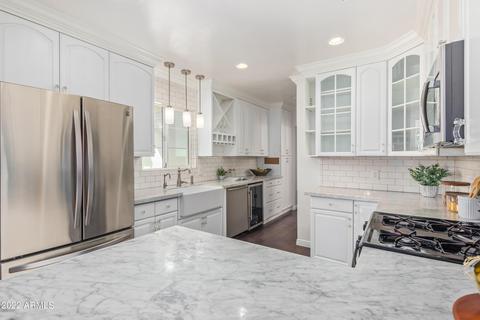3702 N 34th Pl, Phoenix, AZ 85018 photo 8