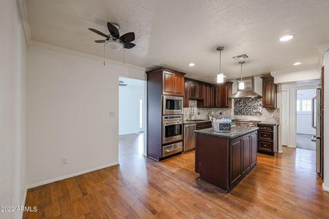 310 E Caribbean Ln, Phoenix, AZ 85022 photo 11