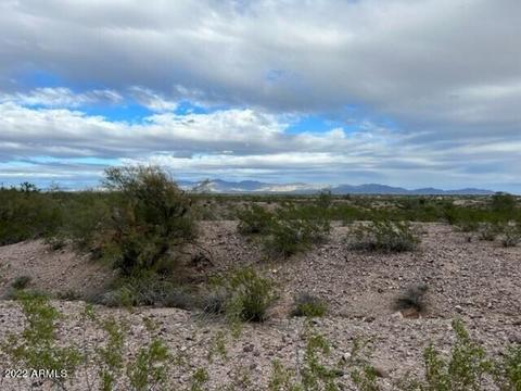 30 S 331 Ave # X, Tonopah, AZ 85354