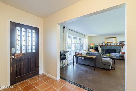 3221 E Coolidge St, Phoenix, AZ 85018 photo 5