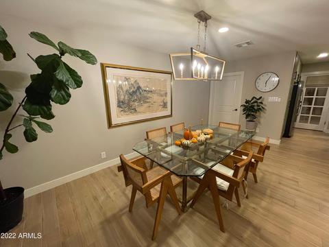 907 E Berridge Ln, Phoenix, AZ 85014 photo 6