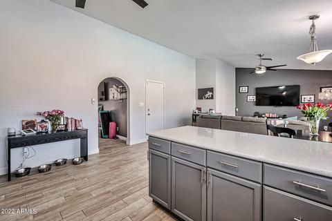 810 E Grandview St, Mesa, AZ 85203 photo 4