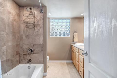 318 E Sharon Ave, Phoenix, AZ 85022 photo 23